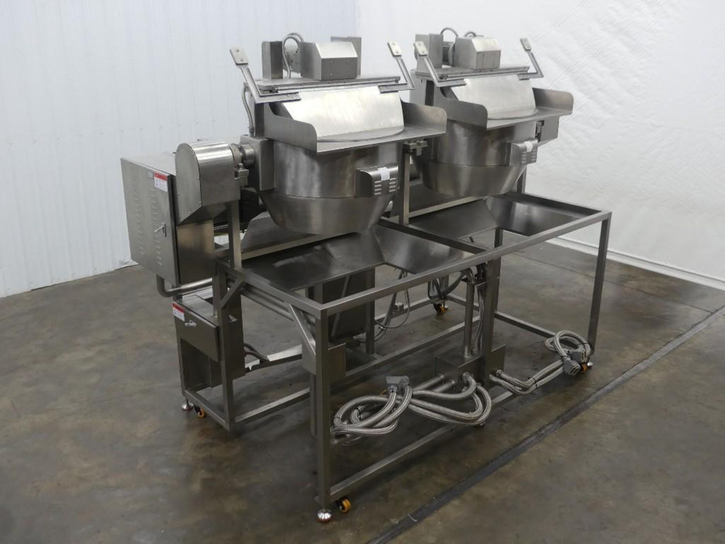 Dual Tilting Popcorn Kettles - Stainless Steel