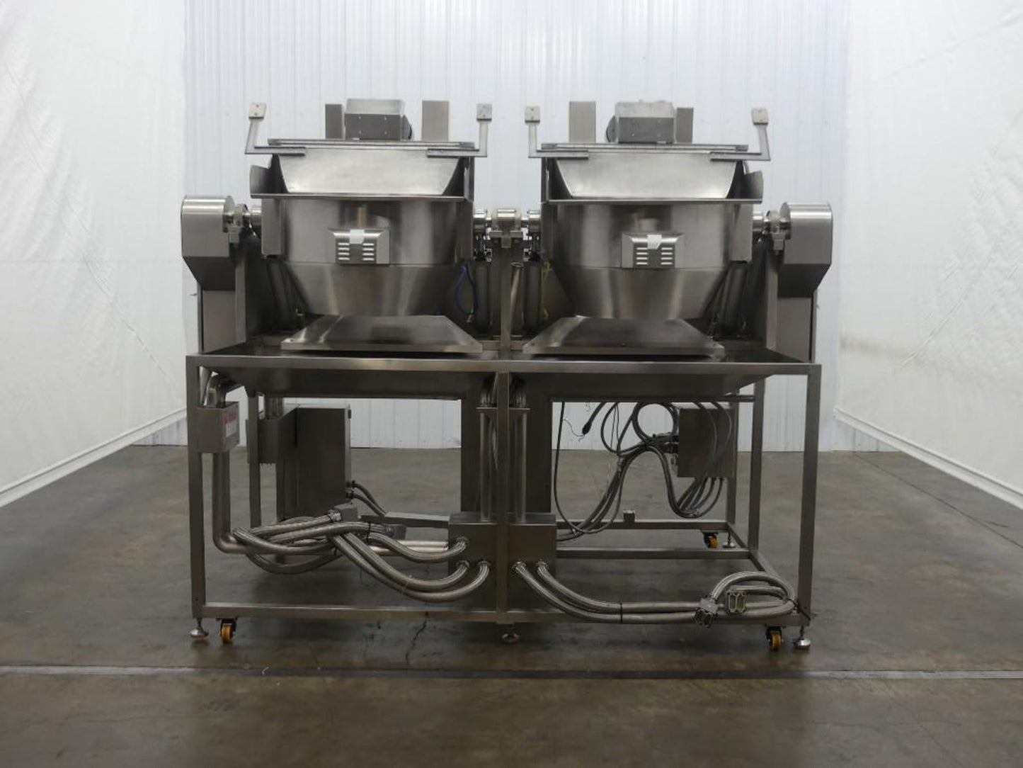 Dual Tilting Popcorn Kettles - Stainless Steel