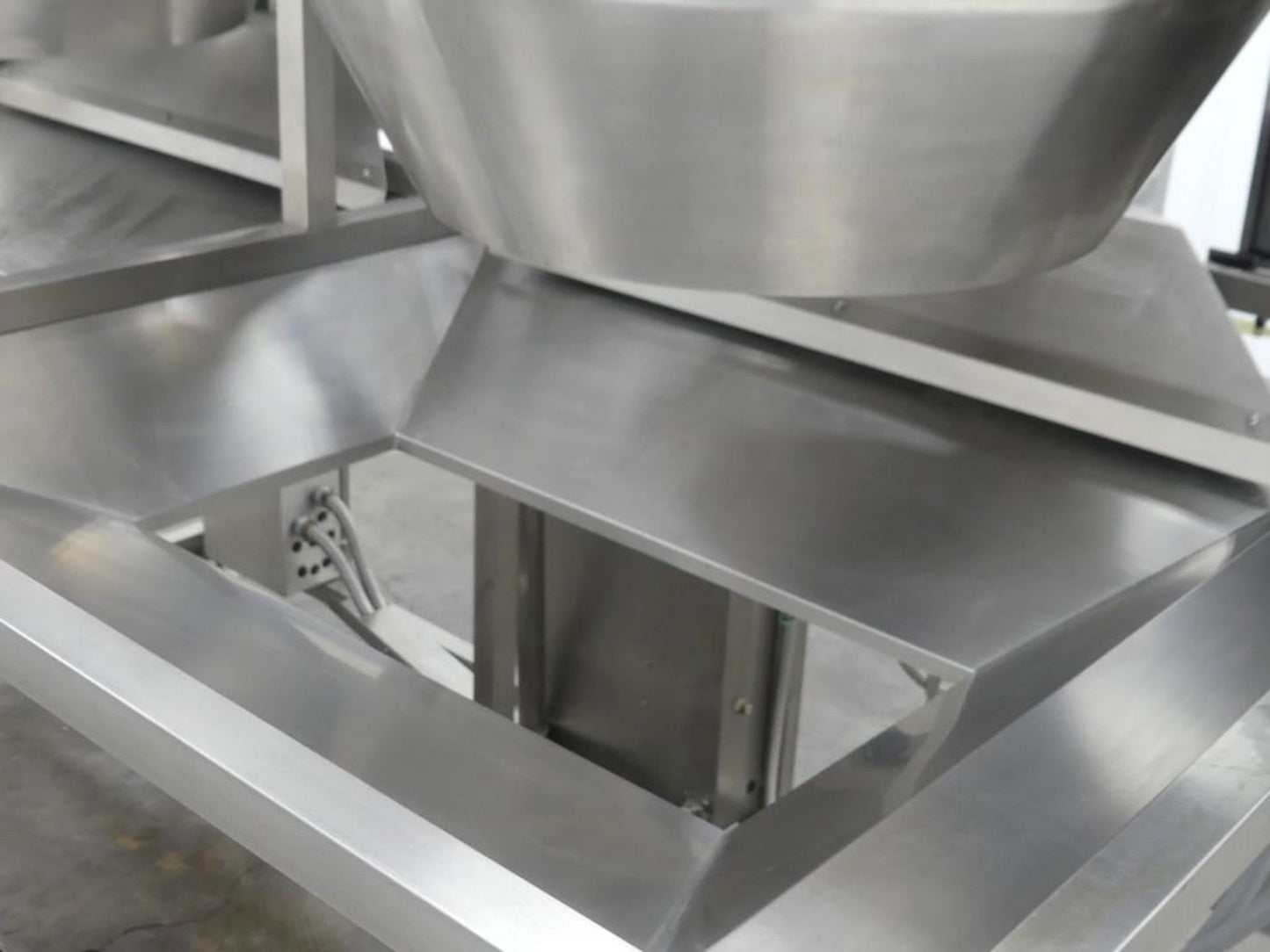 Dual Tilting Popcorn Kettles - Stainless Steel