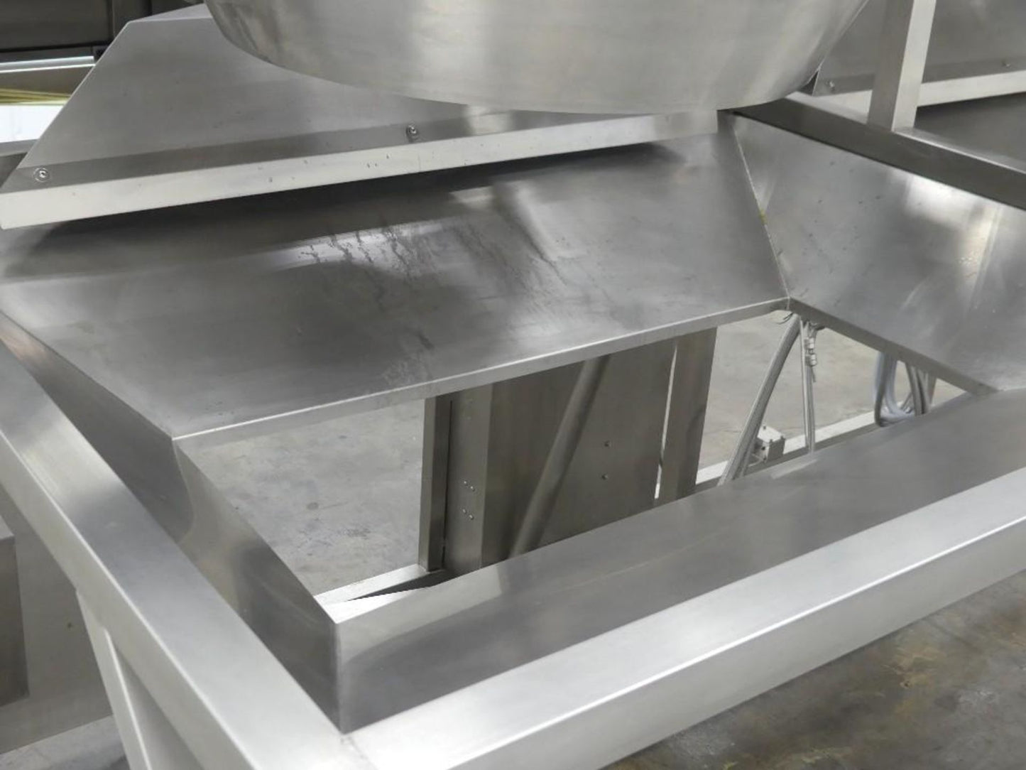 Dual Tilting Popcorn Kettles - Stainless Steel