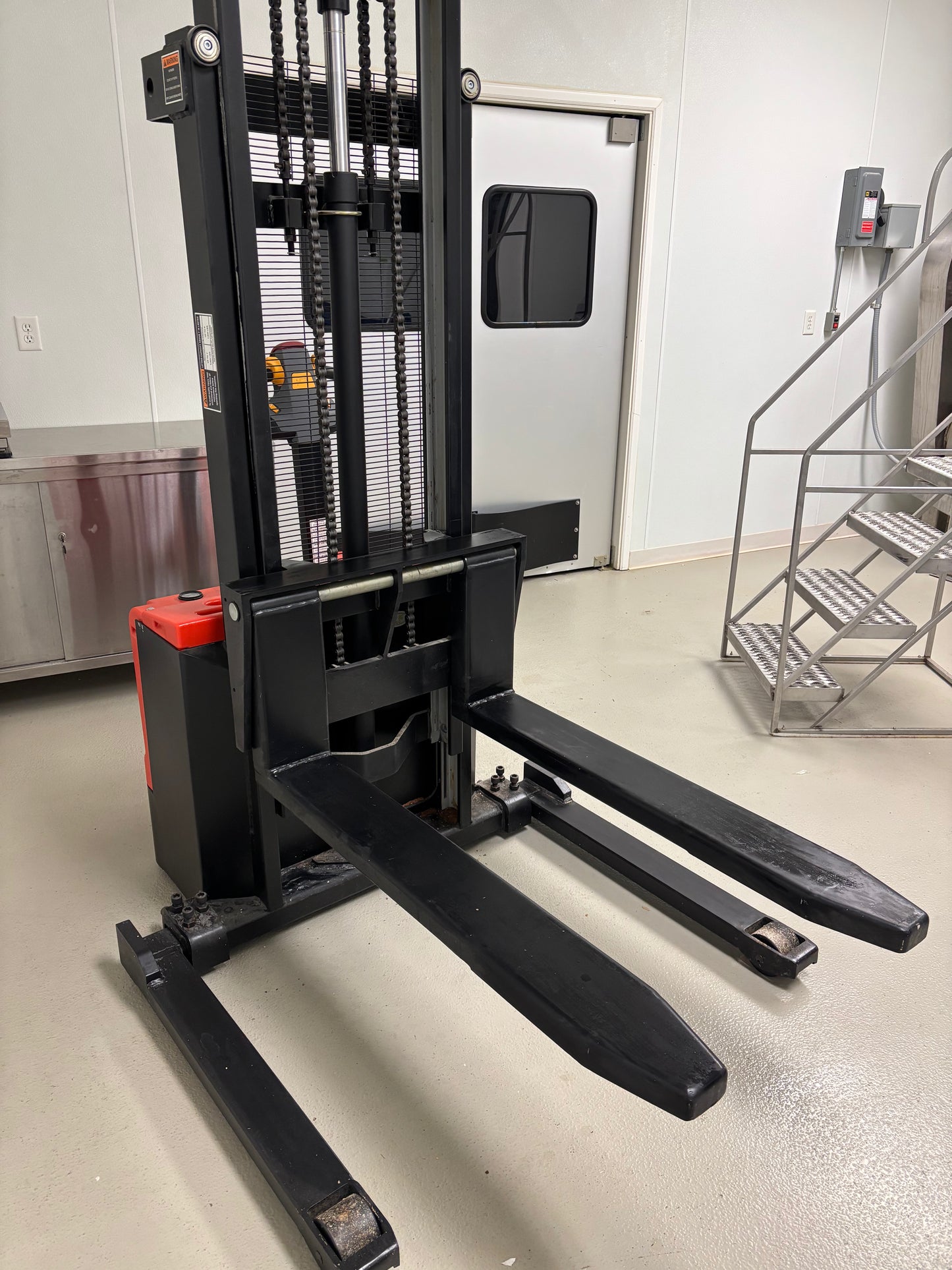 Presto Power Stak - Stacker 101" Lift